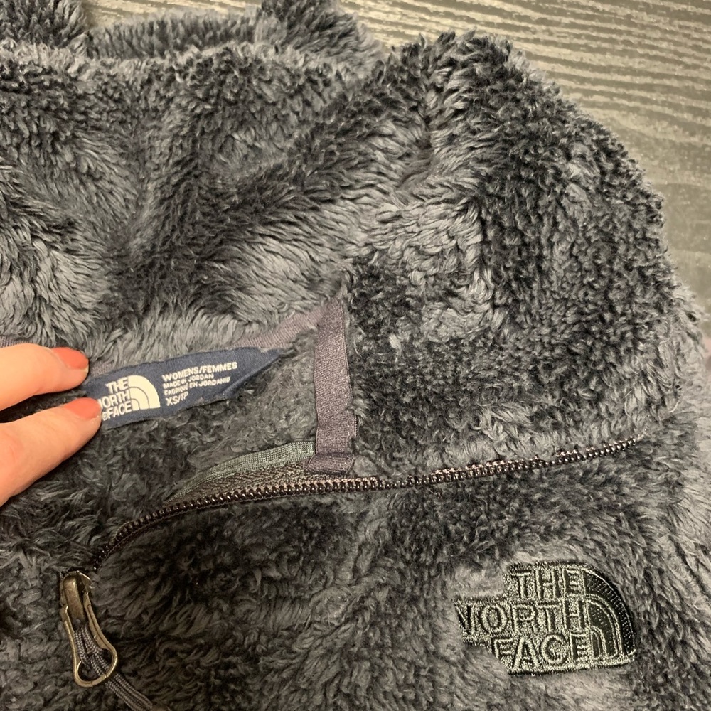 Fuzzy north face pullover